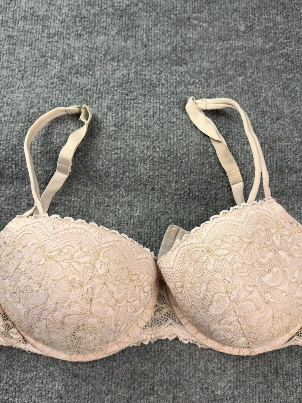 Gilligan & O'Malley 38D Bra Favorite Balconette Push Up Lace Beige Flawed Stain
